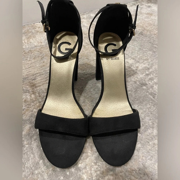G by Guess Open Toe Ankle Strap Black 3” Heels Size 8M - Picture 4 of 13